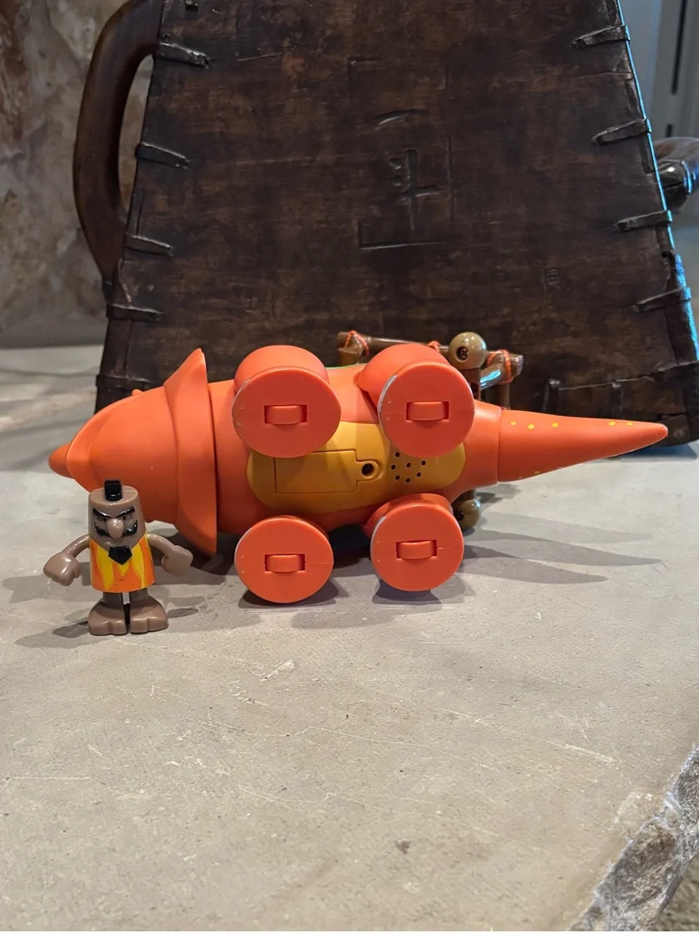 Little Tikes BC Builders Orange Triceratops Playset